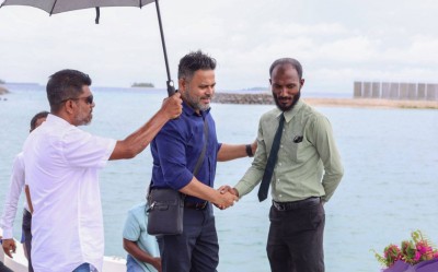 ރައްޔިތުންގެ ހާލަތު ބަލަން ވަޒީރުން އަތޮޅު ތެރެއަށް