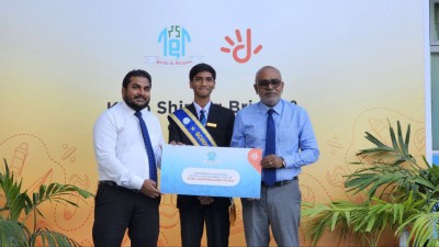 ގދ. އަތޮޅު ތައުލީމީ މަރުކަޒުގެ ލާނިން ކްލާހަށް ދިރާގުން އެހީތެރިވެދީފި