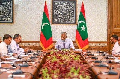 ރައީސާއި މިނިސްޓަރުންގެ މުސާރަ ބޮޑުކުރަން ކޮމިޓީން ފާސްކޮށްފި