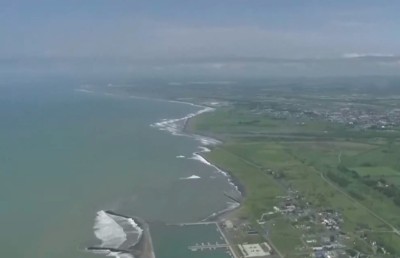 ބާރުގަދަ ބިންހެލުމަށް ފަހު ސުނާމީ އަރަނީ