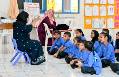 ޓީޗަރުން ނުލިބެނީ މި ދާއިރާއަށް އަޅާނުލައި އިހުމާލުވެފައި އޮތުމުން: މިނިސްޓަރު