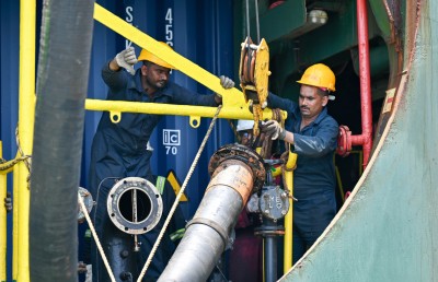 އެމްޕީއެލް ތެލުގެ ހިޔާނާތް: ފިޔަވަޅުތަކެއް އަޅަން މަޖިލީހުން އަންގަނީ