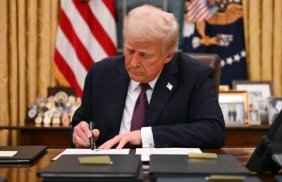 ޑްރަގް ކާޓެލްތަކާ ދެކޮޅަށް އަސްކަރީ ބާރު ބޭނުންކުރަން ޓްރަމްޕު އަންގަވާފާނެ: ރިޕޯޓް