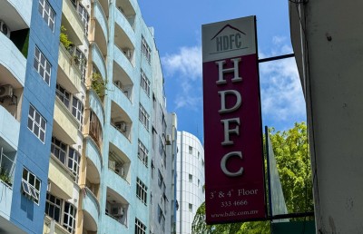 އެޗްޑީއެފްސީގެ އާ ދެ ޕްރޮޑަކްޓެއް: ހޮލިޑޭ ހޯމް އާއި ލައިޓް ފައިނޭންސިން ފެސިލިޓީ