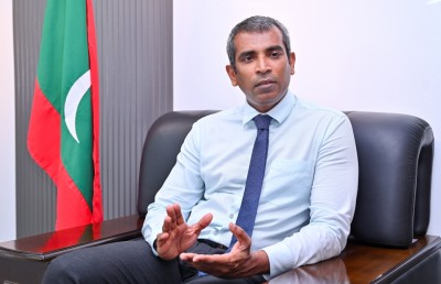 ރިސޯޓްތަކުގެ ކުއްޔަށް ގިނަ ލުއިތައް ދޭތީ ކުލި ނުދައްކަން ހިތްވަރު ލިބޭ: އޮޑިޓާ ޖެނެރަލް