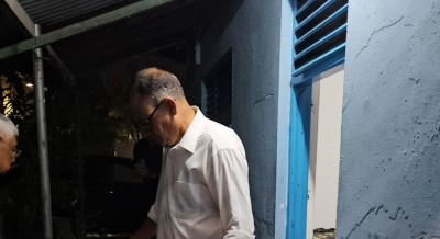 މިނިސްޓަރު އާދަމް ޝަރީފް އައްޑޫގެ ގެތަކަށް ޒިޔާރަތްކުރައްވައި، ހާލަތު ބައްލަވައިފި