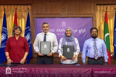 އެމްއެންޔޫގެ ޑެޕިއުޓީ ވައިސް ޗާންސެލަރުންނަށް ޑރ. ފަވާޒާއި ޑރ. ރަހީމާ
