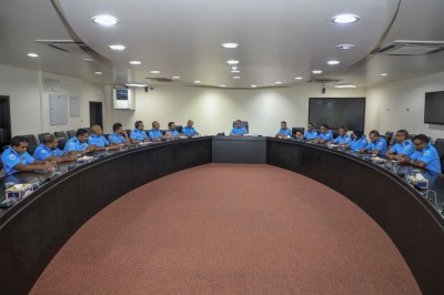 ޑުރަގު ވިޔަފާރި ހުއްޓުވުމަށް ހުޅުމާލެ ފަޅުތެރެ 24 ގަޑިއިރު ޕެޓްރޯލްކުރަނީ