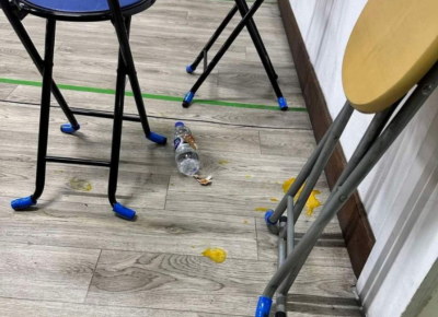 ޒިކުރާ މިސްކިތަށް ބިސް ޖެހި މައްސަލަ ތަހުގީގުކުރަނީ