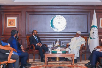 ރާއްޖޭގެ ފަތުވާ ކައުންސިލާއި ޒަކާތު ހައުސްއަށް ފަންޑް ހޯދުމަށް މަޝްވާރާކޮށްފި