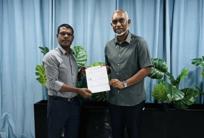 މެންބަރު ހަސަންޓޭ އެމްޑީޕީ ދޫކޮށް ޕީއެންސީއަށް ސޮއިކޮށްފި