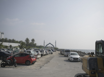 އުސްފަސްގަނޑު ވެހިކަލްތަކުން ފުރާލައިފި