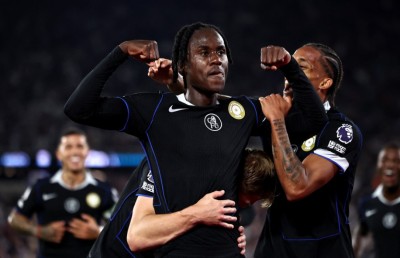 ޕާމާއަށް އަނިޔާވެ ބަދަލުގައި އެރި އެސްޓަވާއޯ ވިދާލައިފި