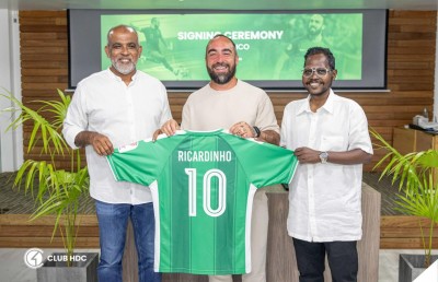 ދުނިޔޭގެ އެންމެ މޮޅު އެއް ފުޓްސަލް ކުޅުންތެރިޔާ އެޗްޑީސީ އަށް