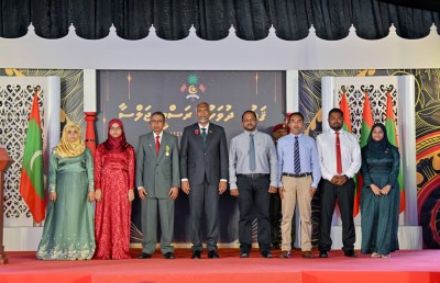 ދިވެހި ދައުލަތުގެ އިއްޒަތް އުތީމު އާދަމްބެއަށް