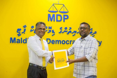 އާޒިމް ކާމިޔާބު ހޯދުމަކީ ހައްސާސް ދަނޑިވަޅެއްގައި ލިބުނު މުހިންމު މެސެޖެއް: ފައްޔާޒު