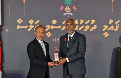 ޝަރަފުވެރިކަމުގެ ގައުމީ އިނާމު ތިން ބޭފުޅަކަށް އަރުވައިފި