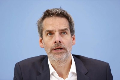 އިސްރާއީލާ ދެކޮޅަށް އޮތް މައްސަލައަށް ޖަރުމަނުވިލާތުން ތަދައްޚުލްވަނީ