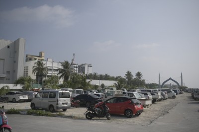 އުސްފަސްގަނޑު ވެހިކަލްތަކުން ފުރާލައިފި