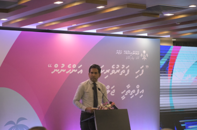 ސެންޓަރުތަކެއް އަޅައި، ރިސޯޓު މުވައްޒަފުންނަށް އާއިލާ ކައިރިއަށް ދެވޭނެ ގޮތް ހަދަނީ