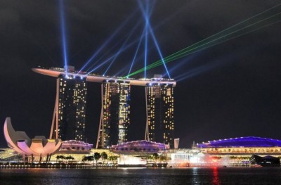 ސިންގަޕޫރާއި ދުބާއީގެ ތަޖުރިބާއިން ދިވެހި އިގުތިސާދު ޑައިވާސިފައި ކުރެވޭނެ މަގެއް؟