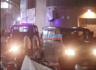 ޑޮކްޓަރަށް ދައްކަން އައި ދުވަސްވީ މީހަކު މަރުވެފައި އޮއްވައި ފެނިއްޖެ