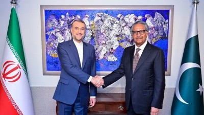 ޕާކިސްތާނާއި އީރާނުން ސަލާމަތީ އެއްބާރުލުން ފުޅާކުރަނީ