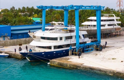 ކަނޑު އުޅަނދުފަހަރުގެ މެއިންޓަނަންސާއި މަރާމާތުގެ ހިދުމަތްތައް މެރިން މާސްޓާ ބޯޓްޔާޑުން