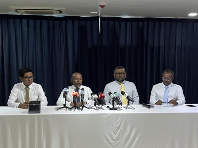 އެމްޑީޕީއާއި ޑިމޮކްރެޓުން ގުޅިގެން މަސައްކަތް ކުރަން އެއްބަސްވެއްޖެ