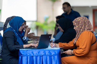 އެމްއެެންޔޫގެ ކޯސްތަކަށް ޖާގަދިނުމަށް ''ވަން ސްޓޮޕް އެޑްމިޝަން'' ހަރަކާތެއް ފަށައިފި