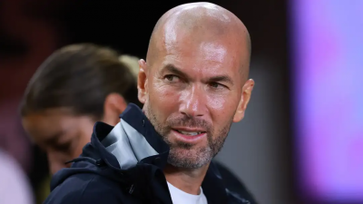 އަލްޖީރިއާގެ ގައުމީ ކޯޗަކަށް ޒިދާން ހަމަޖައްސަން މަސައްކަތްކުރި!