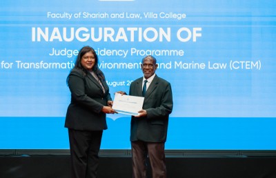 ވިލާ ކޮލެޖުން ގާނޫނީ ދާއިރާގެ އާ ކޯހަކާއި ޖަޖަސް ރެސިޑެންސީ ޕްރޮގްރާމެއް