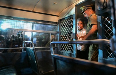 ކަފާލާތަށް ފަސް މިލިއަން ދެއްކުމުން ރަނިލް ދޫކޮށްލައިފި