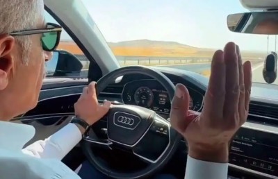 ބާރަށް ދުއްވުމުން ތުރުކީގެ ޓްރާންސްޕޯޓް މިނިސްޓަރު ޖޫރިމަނާކޮށްފި