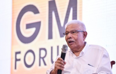 އެމްޔޫ މަނިކާ މެދު އެންމެންގެ ހިތުގައި ހިނގަނީ އެއް ޝުއޫރެއް