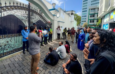 މީޑިއާ ބިލު އަނބުރާ ގެންދަން ރިޕޯޓާސް ވިތައުޓް ބޯޑާސް އިން ވެސް ގޮވާލައިފި