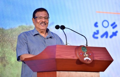 އެމްޔޫ މަނިކާ މެދު އެންމެންގެ ހިތުގައި ހިނގަނީ އެއް ޝުއޫރެއް