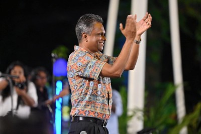 ފުށިދިއްގަރުފަޅަށް ދާން ރައްޔިތުން ބޭނުމެއް ނޫން: އާޒިމް