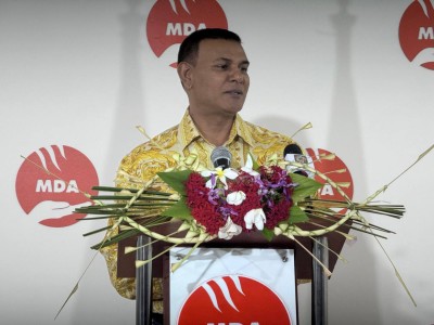 ސިޔާމް، މަޖިލީހުގެ އިތުރު ދައުރަކަށް ކުރިމަތިލައްވަނީ