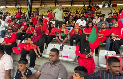 ލަންކާގެ ފެޑެރޭޝަނުން ދިވެހި ސަޕޯޓަރުންނަށް ވިއްކާ ޓިކެޓްގެ އަގުބޮޑު ކުރުމުން، ކަންބޮޑުވުން