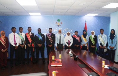 ޔޫތު އެކްސްޗޭންޖް ޕްރޮގްރާމަށް 11 ސްކޫލެއްގެ ދަރިވަރުން ޗައިނާއަށް