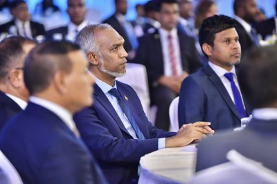 ރާއްޖެއާއި ލަންކާގެ ގުޅުން ބިނާވެފައި އޮތީ އިހުތިރާމުގެ މައްޗަށް: ރައީސް