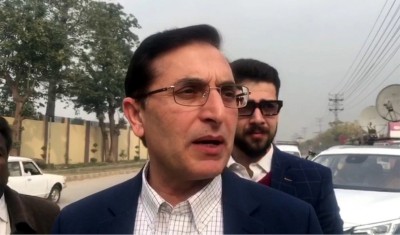 ޕާކިސްތާނުގައި އާ ސަރުކާރެއް އެކުލަވާލުމުގެ މަސައްކަތް އިމްރާންޚާންގެ ޕާޓީން ފަށައިފި