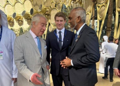 ރައީސް، ރަސްގެފާނު ޗާލްސްއަށް ހިތްވަރުގެ މެސެޖެއް ފޮނުއްވައިިފި