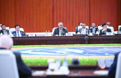 ފަލަސްތީނުގެ ހައްގުގައި މަސައްކަތްކުރަން ބައިނަލްއަގްވާމީ މުޖުތަމައުގައި ރައީސް އެދިވަޑައިގެންފި