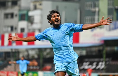 ފުޓްބޯޅައިން ވިދާލި ޝަންމު، ފާއްޓޭ، ރާހިލް އަދި ޒިމާމް ވެސް ގައުމީ ފުޓްސަލް ޓީމަށް