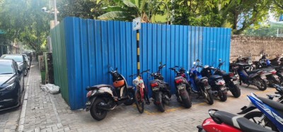 ގާކޮށީ ޕާކިންޒޯނުން ސްޓެލްކޯއިން ބަންދުކޮށްފައިވާ ސަރަޙައްދު ހުޅުވާލަނީ