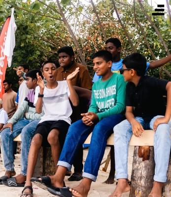 ބޮޑީބޯޑިން އާ އެކު ކެރަންޑޫ މުބާރާތުން މާބައިދުއަށް އީދެއް!