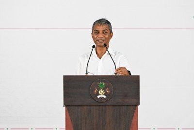 ހިޔާލު ތަފާތުވިޔަސް، އިގުތިސާދާ ގުޅޭ ގޮތުން ދޮގު ނުހަދާ: ޖަނާހް