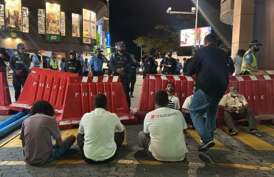 ބިލް ފާސްކުރުމާއެކު މުޒާހަރާއަށް ނުކުމެއްޖެ